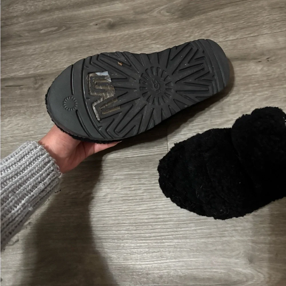 Platform UGGS - Picture 3 of 3